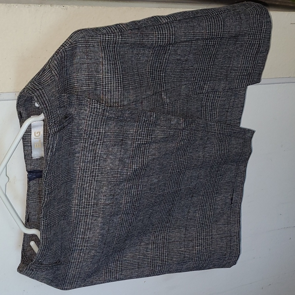 ELIG Skirt/ size M /color gray